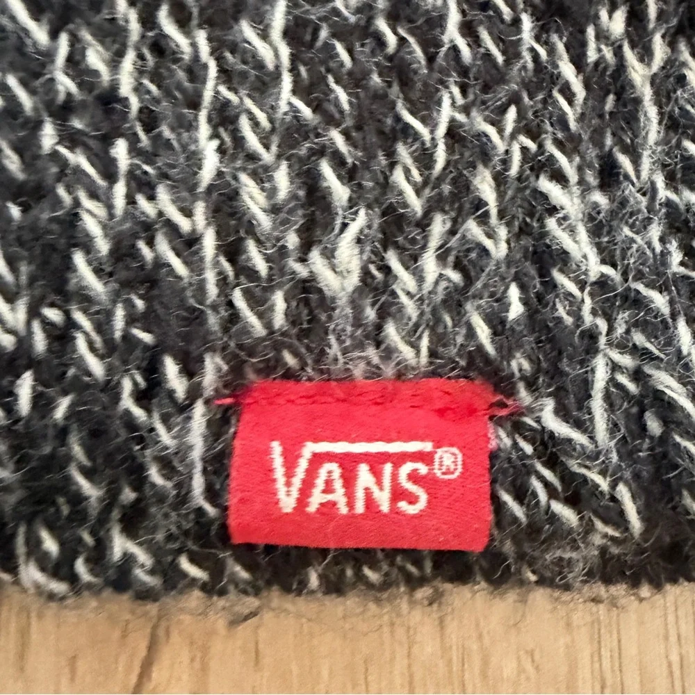 Vans Off the Wall “Core Basics” Knit Beanie Black Heather One Size Unisex‎
